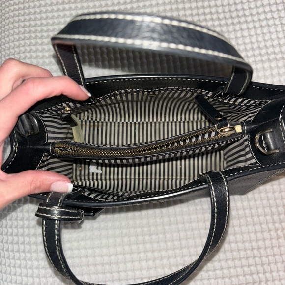 Kate Spade purse - Picture 3 of 4